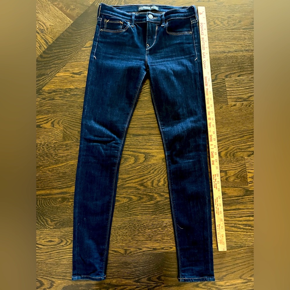 Woman’s Express leggings jeans mid rise 2R dark denim